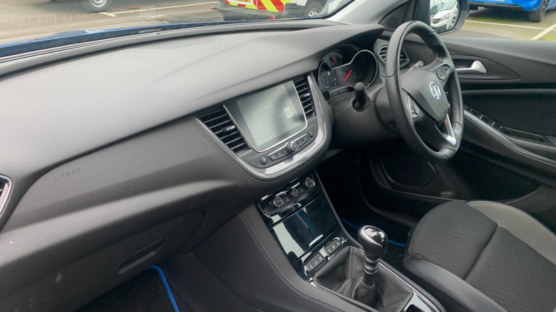 Vauxhall Grandland X 1.2 Turbo Sport Nav 5dr Petrol Hatchback